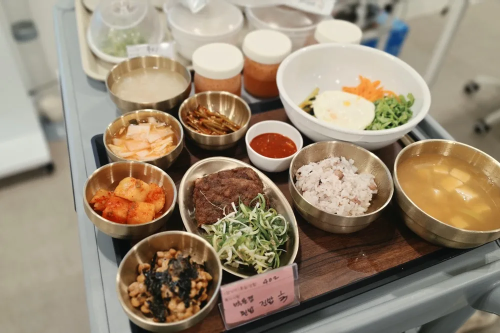 입원 식사 상차림